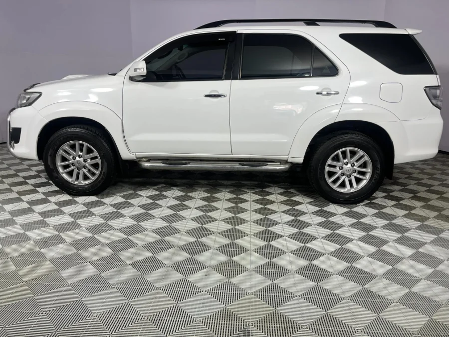 Used 2014 Toyota Fortuner 3.0D-4D Limited auto - WeBuyCars Durban