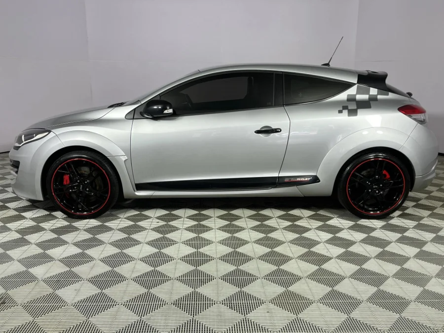 Used 2017 Renault Megane RS 275 Trophy - WeBuyCars Durban Used 2017 Renault Megane RS 275 Trophy - WeBuyCars Durban