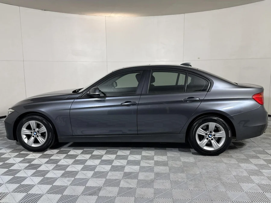 Used 2014 BMW 3 Series 320d - WeBuyCars Midstream Used 2014 BMW 3 Series 320d - WeBuyCars Midstream