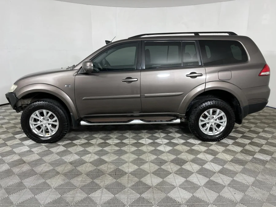 Used 2014 Mitsubishi Pajero Sport 2.5DI-D 4x4 Shogun auto - WeBuyCars George