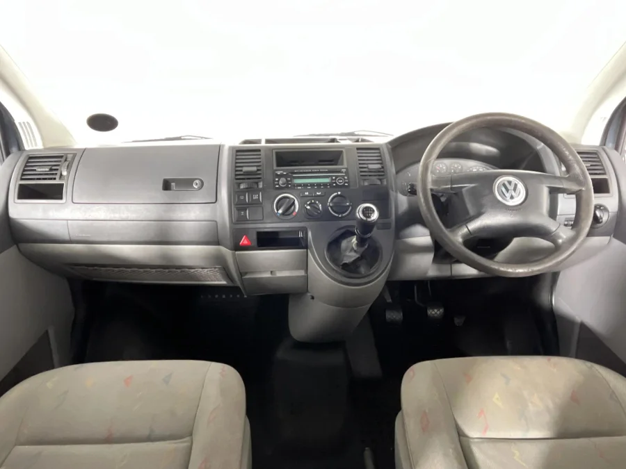 Used 2007 Volkswagen Transporter 2.5TDI crew bus SWB 4Motion - WeBuycars East London