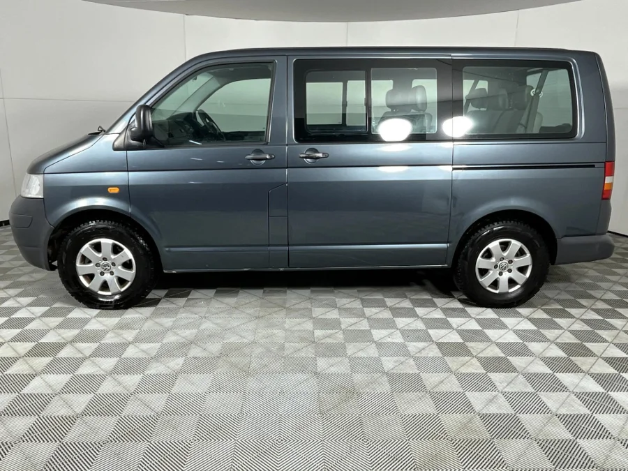 Used 2007 Volkswagen Transporter 2.5TDI crew bus SWB 4Motion - WeBuycars East London