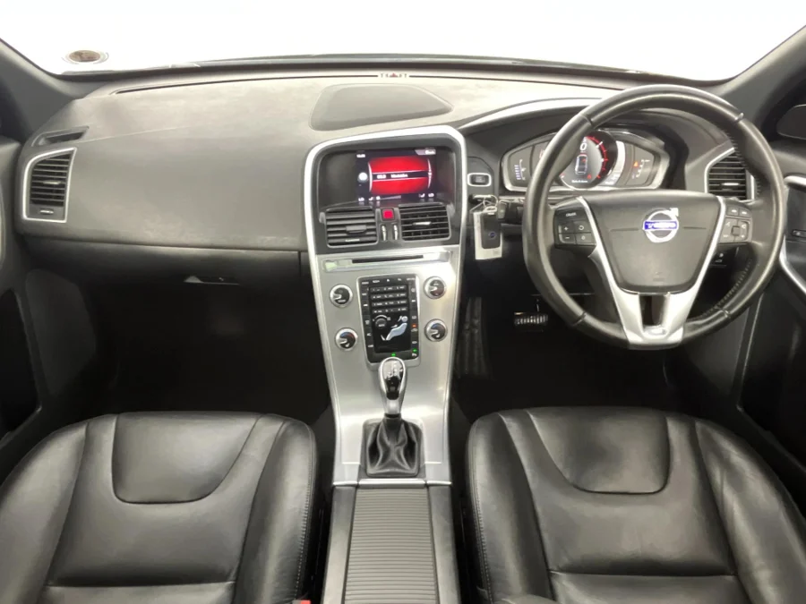 Used 2017 Volvo XC60 D4 Inscription - WeBuyCars Polokwane Used 2017 Volvo XC60 D4 Inscription - WeBuyCars Polokwane