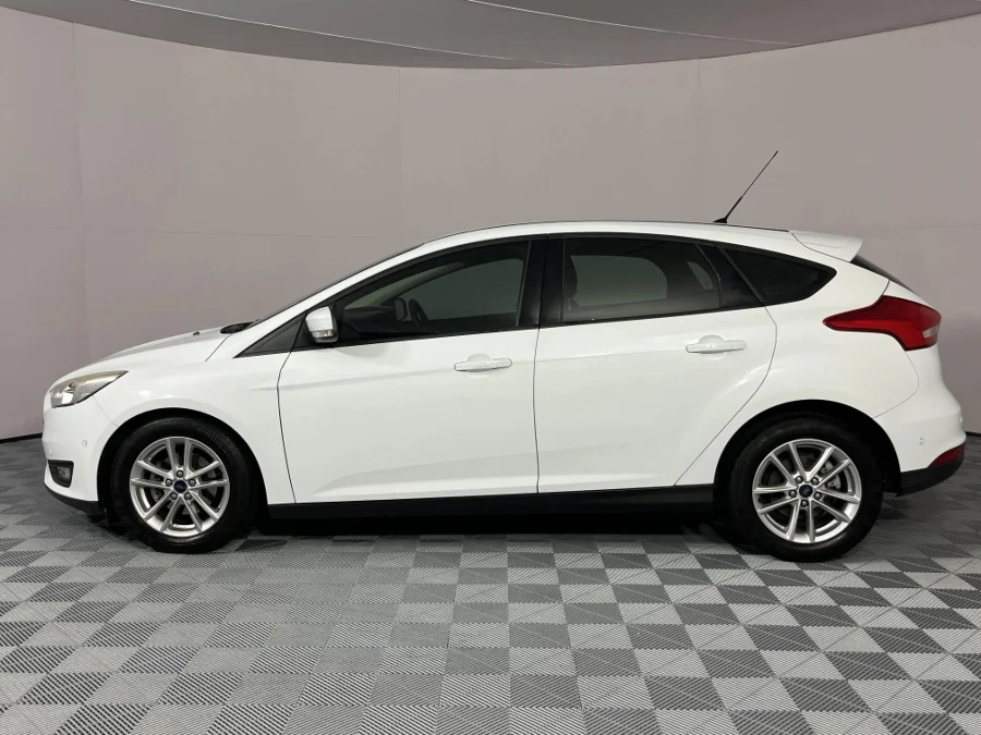 Used 2016 Ford Focus sedan 1.5T Trend auto - WeBuyCars Lansdowne Used 2016 Ford Focus sedan 1.5T Trend auto - WeBuyCars Lansdowne