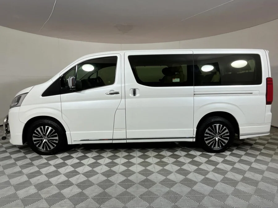 Used 2019 Toyota Quantum 2.8 LWB bus 9-seater VX Premium - WeBuyCars JHB South Used 2019 Toyota Quantum 2.8 LWB bus 9-seater VX Premium - WeBuyCars JHB South