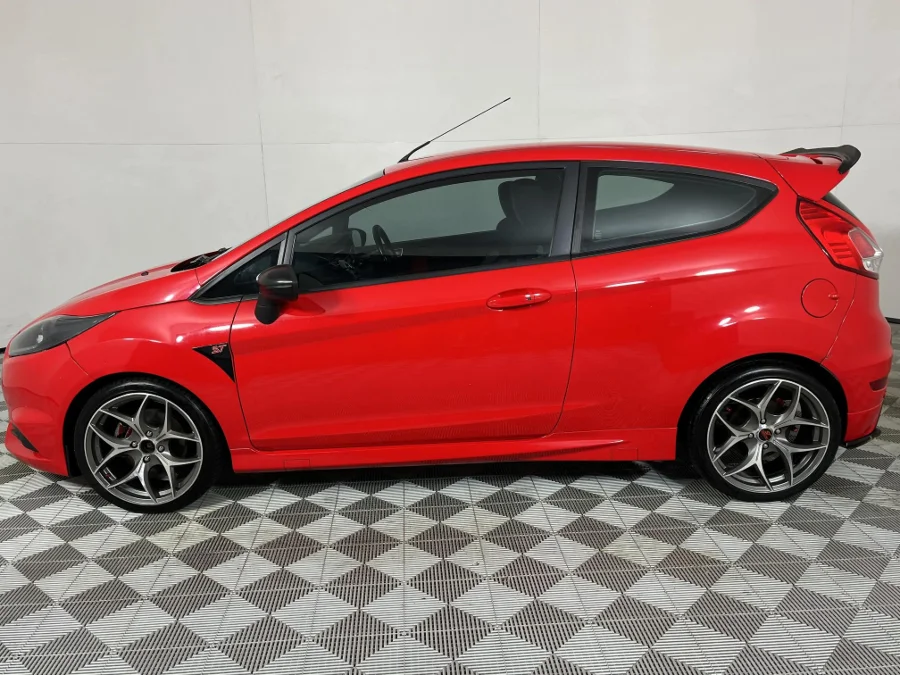 Used 2013 Ford Fiesta ST - WeBuyCars JHB South