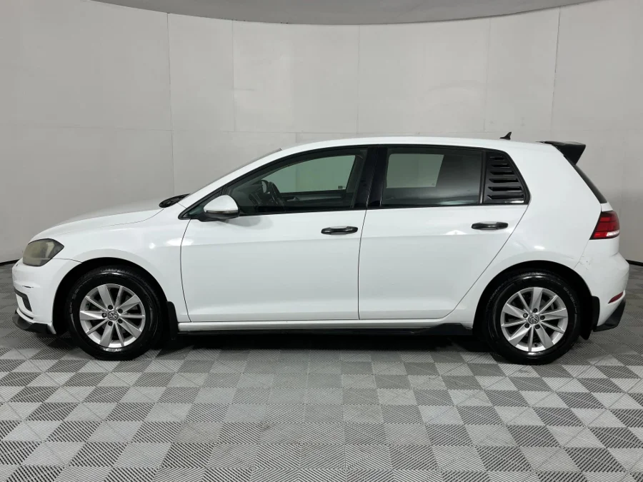 Used 2017 Volkswagen Golf 1.0TSI Trendline - WeBuyCars Gqeberha