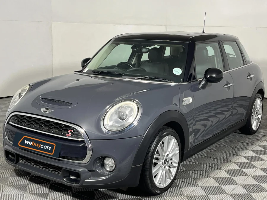 Used 2018 MINI Hatch Cooper S Hatch 5-door Seven 7 auto - WeBuyCars Vereeniging Used 2018 MINI Hatch Cooper S Hatch 5-door Seven 7 auto - WeBuyCars Vereeniging