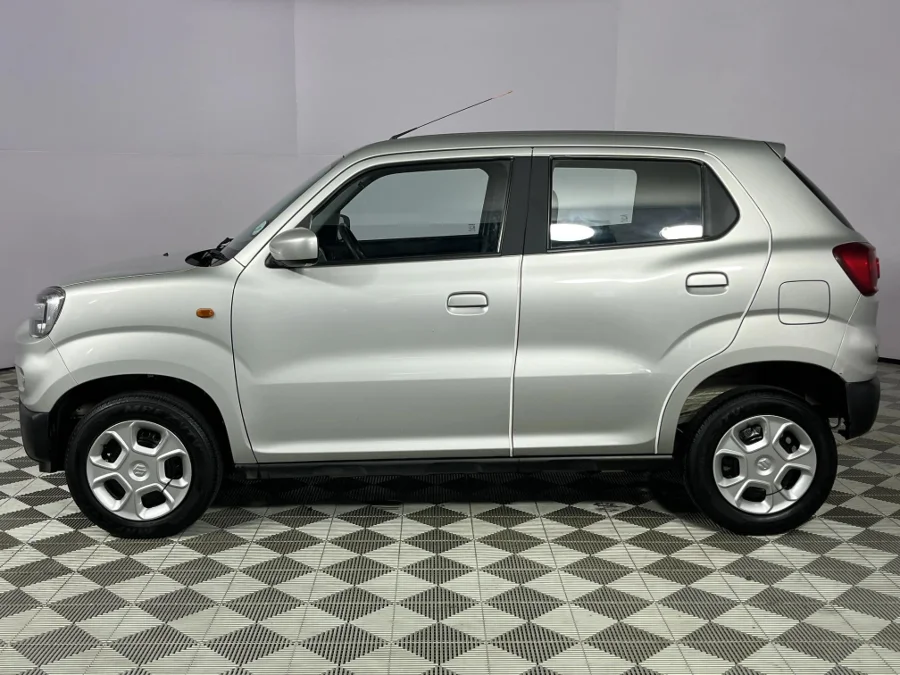 Used 2024 Suzuki S-Presso 1.0 GL+ auto - WeBuyCars Durban