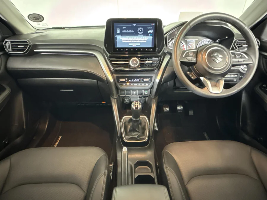 Used 2024 Suzuki Grand Vitara 1.5 GLX manual - WeBuyCars The Dome