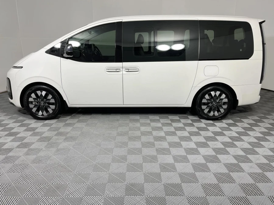 Used 2022 Hyundai Staria 2.2D Luxury - WeBuyCars Montana Used 2022 Hyundai Staria 2.2D Luxury - WeBuyCars Montana