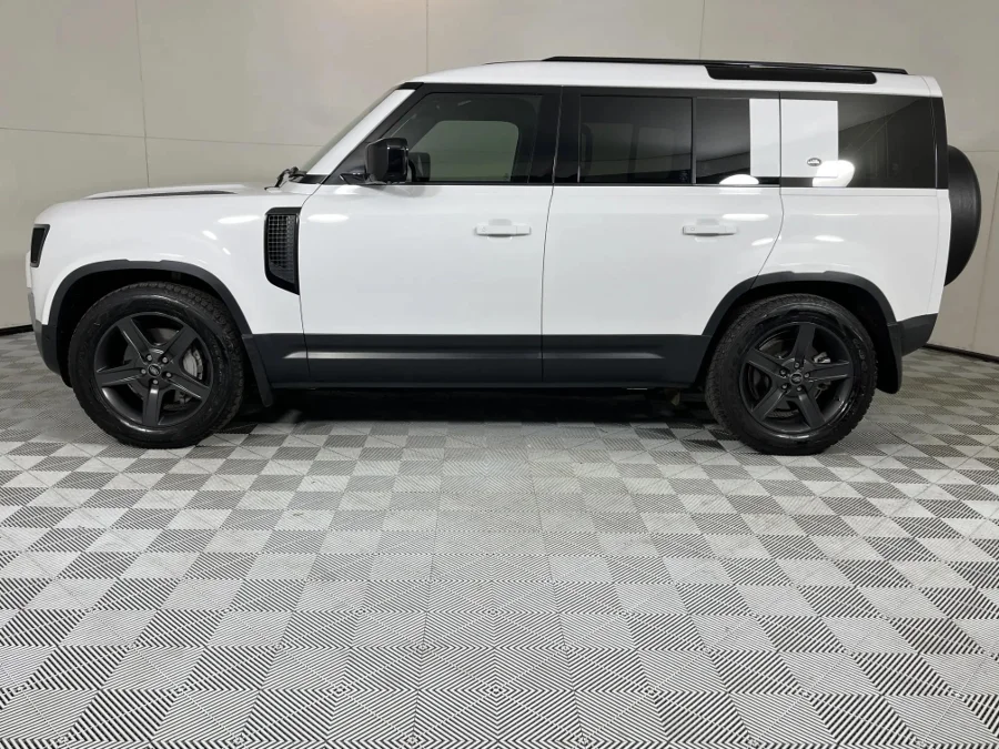 Used 2023 Land Rover Defender 110 D300 SE - WeBuyCars Montana