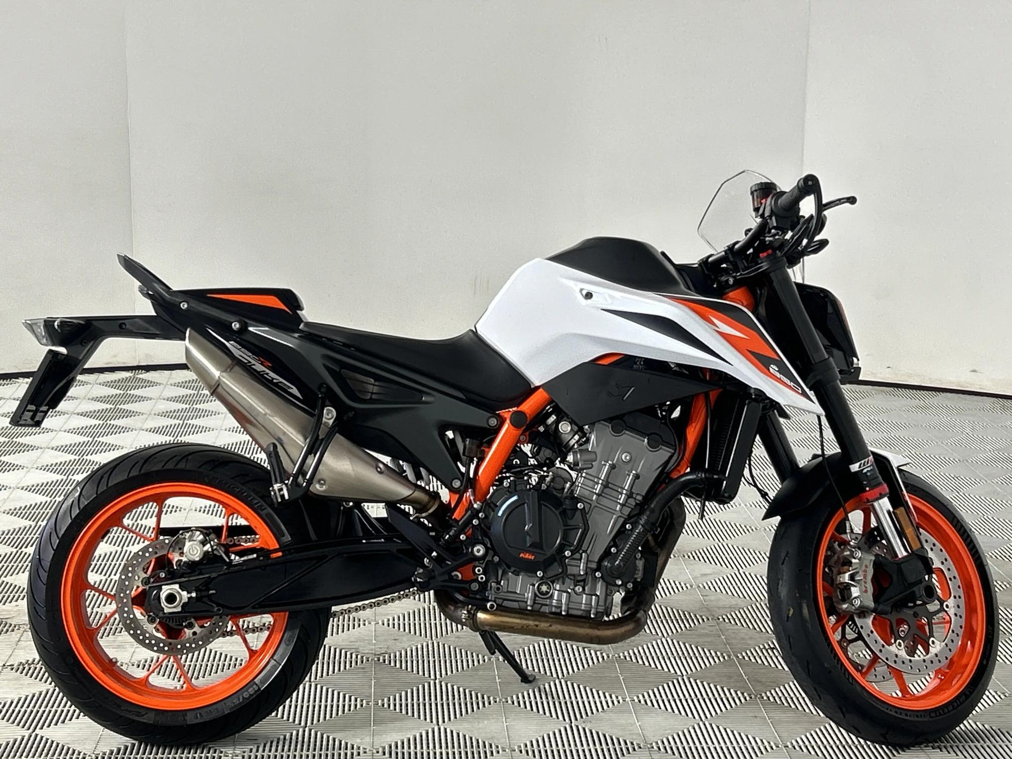 Used 2021 KTM 890 Duke R