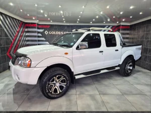 Used 2015 Nissan NP300 Hardbody 2.4 double cab Hi-rider