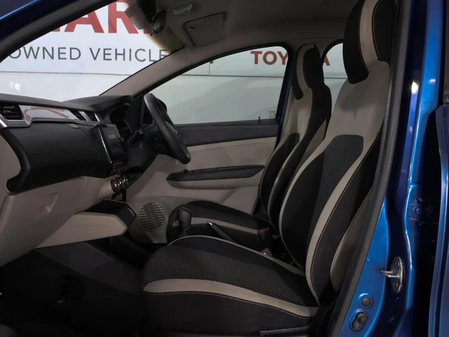 Used 2022 Renault Triber 1.0 Prestige auto - SMG Toyota Cresta