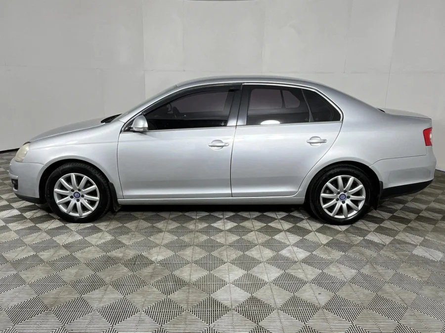 Used 2010 Volkswagen Jetta 2.0 Comfortline - WeBuyCars George Used 2010 Volkswagen Jetta 2.0 Comfortline - WeBuyCars George