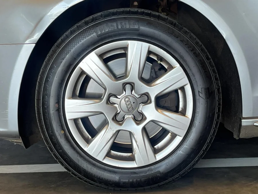 Used 2010 Audi A4 1.8T Attraction auto - WeBuyCars Germiston Used 2010 Audi A4 1.8T Attraction auto - WeBuyCars Germiston