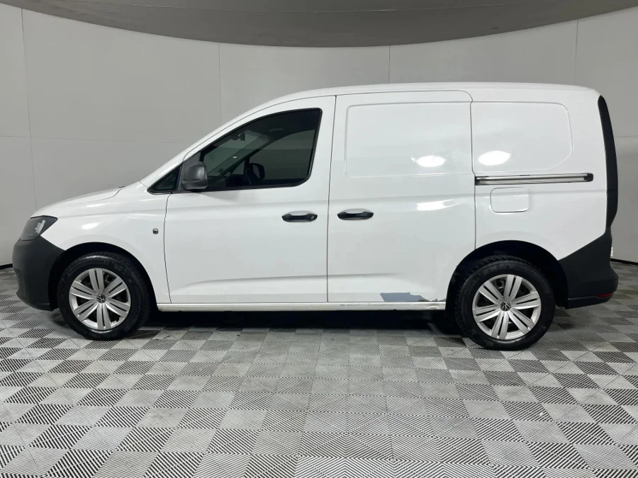 Used 2023 Volkswagen Caddy Maxi Cargo 2.0TDI panel van - WeBuyCars Riverhorse