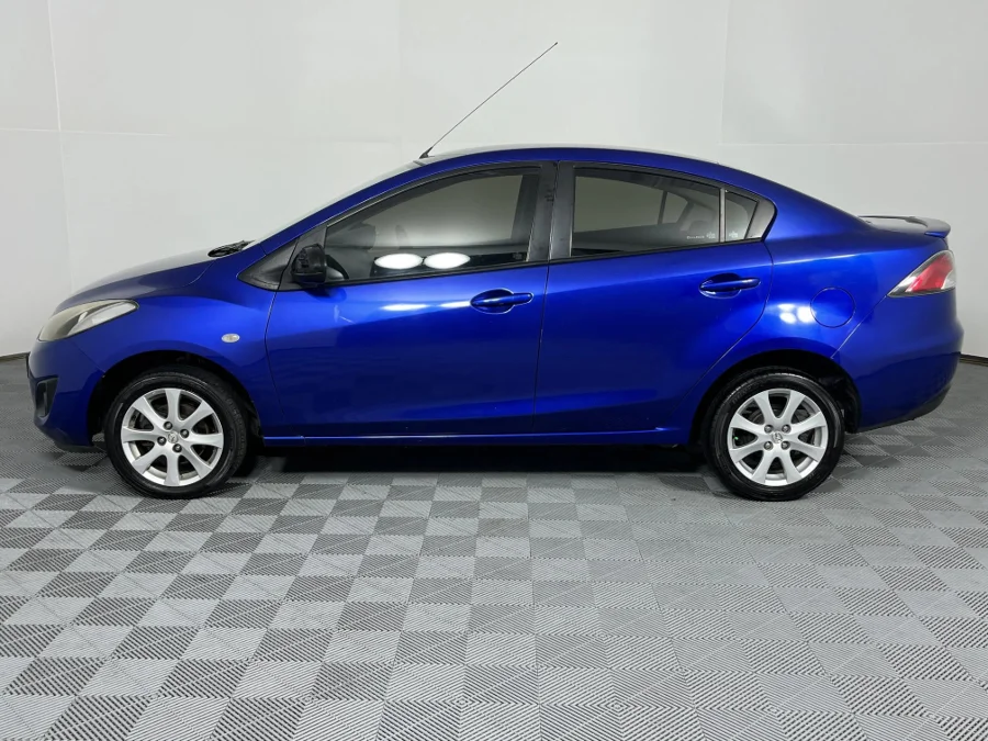 Used 2012 Mazda Mazda2 sedan 1.5 Dynamic - WeBuyCars Montana
