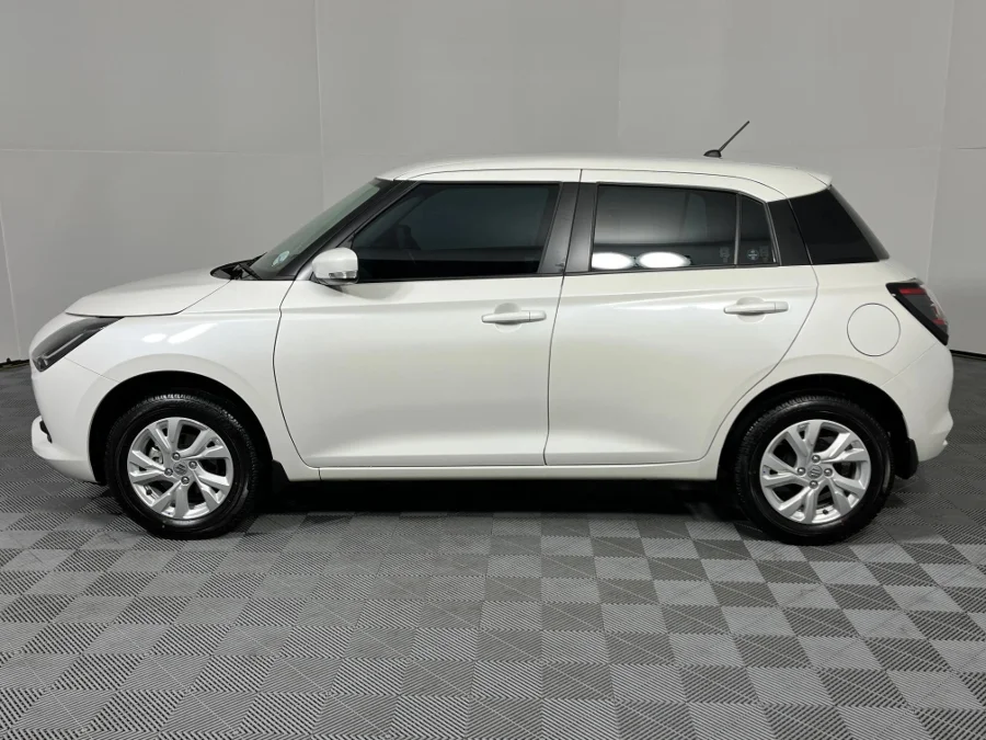 Used 2026 Suzuki Swift 1.2 GL+ manual - WeBuyCars Silverlakes