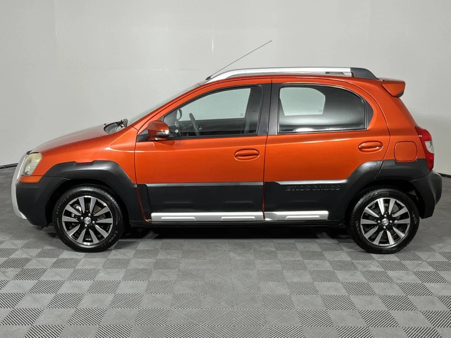 Used 2016 Toyota Etios Cross 1.5 Xs - WeBuyCars  Witbank