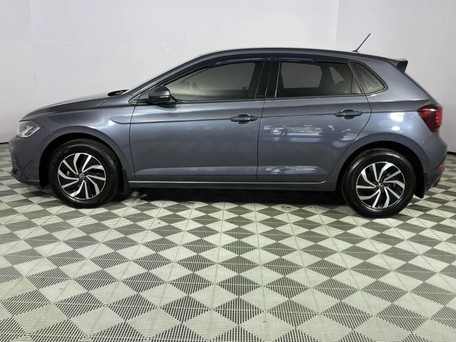 Used 2022 Volkswagen Polo hatch 1.0TSI Life manual - WeBuyCars Durban