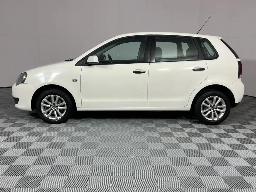 Used 2013 Volkswagen Polo Vivo 5-door 1.4 Trendline auto - WeBuyCars Brackenfell Cape Town