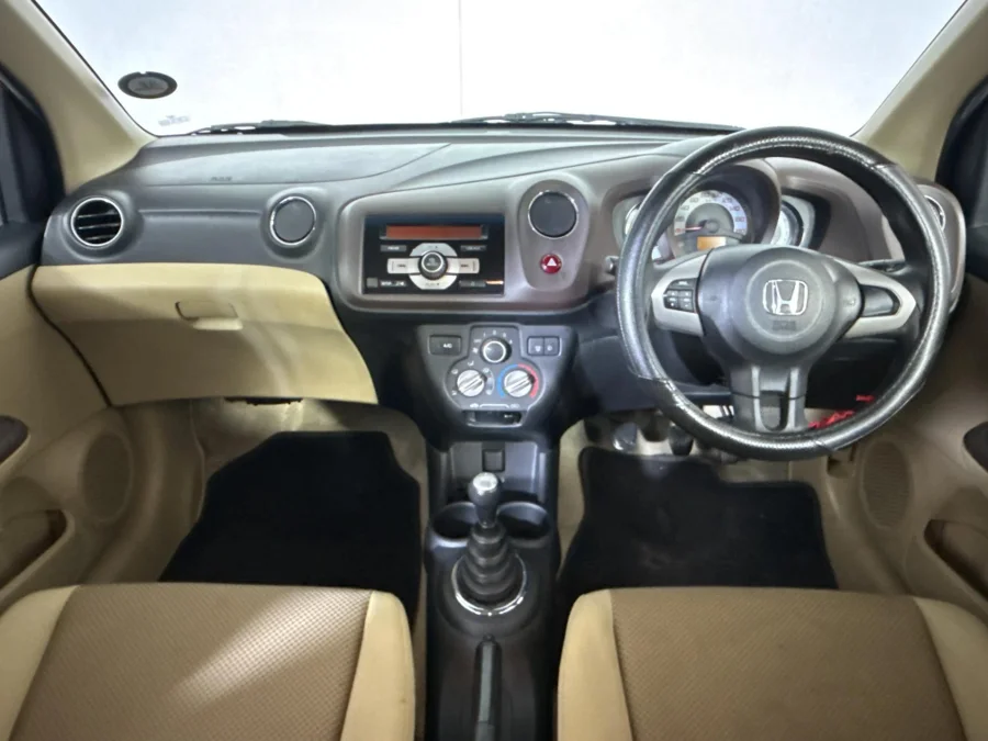 Used 2013 Honda Brio hatch 1.2 Comfort - WeBuyCars Midstream Used 2013 Honda Brio hatch 1.2 Comfort - WeBuyCars Midstream