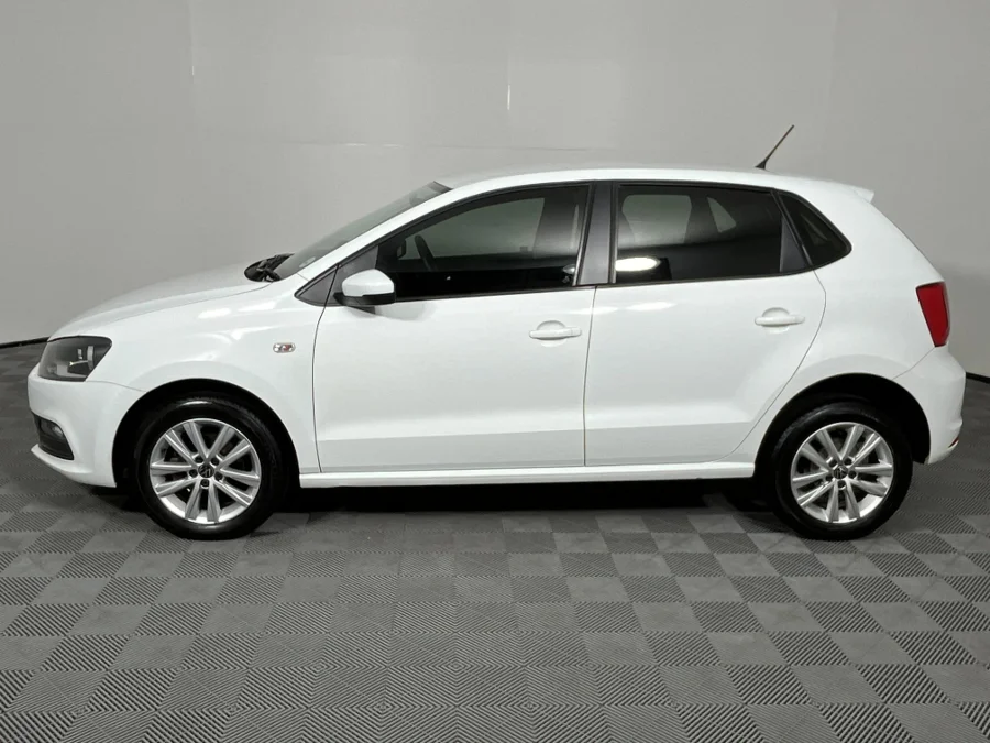 Used 2022 Volkswagen Polo Vivo hatch 1.6 Comfortline auto - WeBuyCars  Witbank