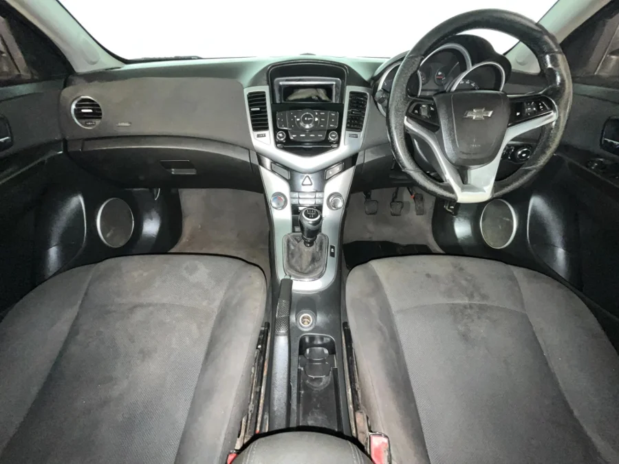 Used 2015 Chevrolet Cruze sedan 1.6 LS - WeBuyCars Durban