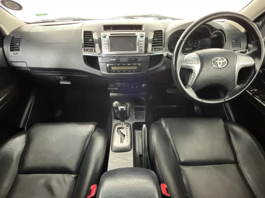 Used 2015 Toyota Fortuner 3.0D-4D 4x4 Limited auto - WeBuyCars Montana