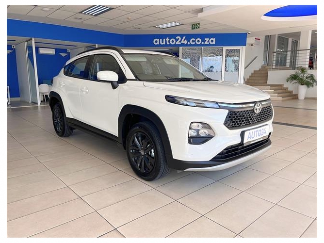 Used 2025 Toyota Starlet Cross 1.5 XS manual