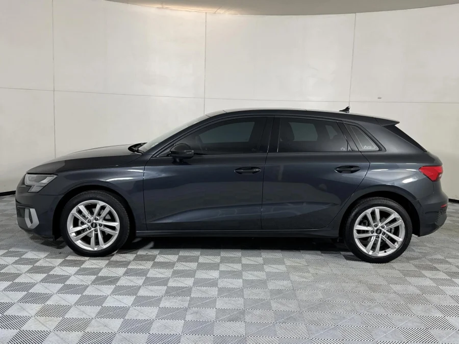 Used 2022 Audi A3 sedan 35TFSI Black Edition - WeBuyCars Midstream