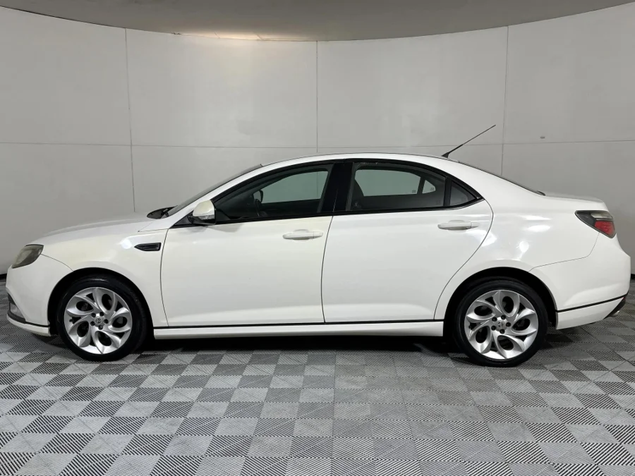 Used 2011 MG MG6 fastback 1.8T Comfort - WeBuyCars Midstream