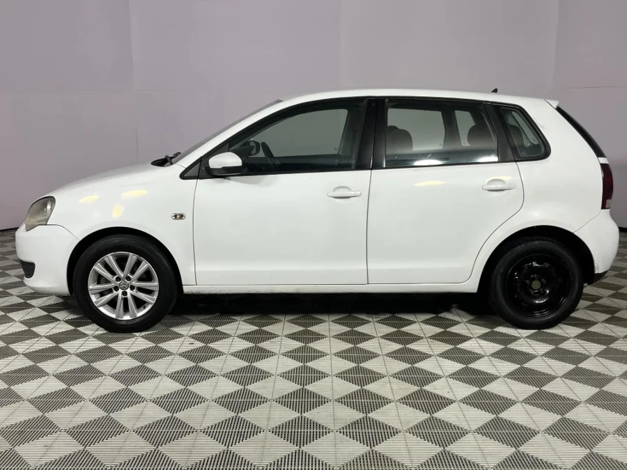 Used 2016 Volkswagen Polo Vivo hatch 1.6 Comfortline - WeBuyCars Durban