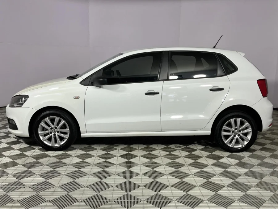 Used 2019 Volkswagen Polo Vivo hatch 1.4 Trendline - WeBuyCars Durban