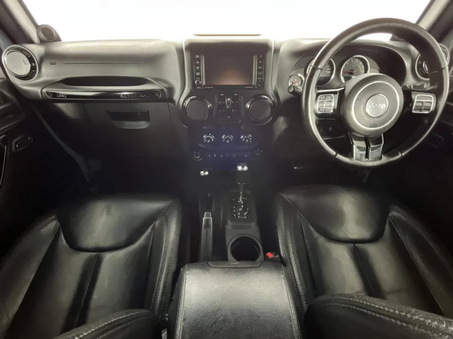 Used 2014 Jeep Wrangler Unlimited Sahara 3.6L 75th Anniversary Edition - WeBuyCars Montana