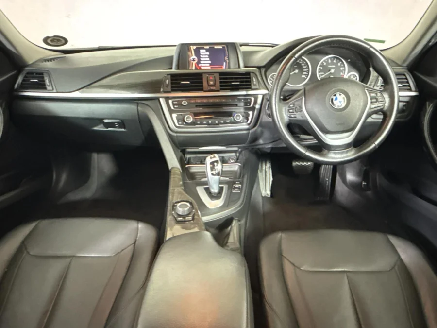 Used 2013 BMW 3 Series 320i Luxury sports-auto - WeBuyCars Midstream