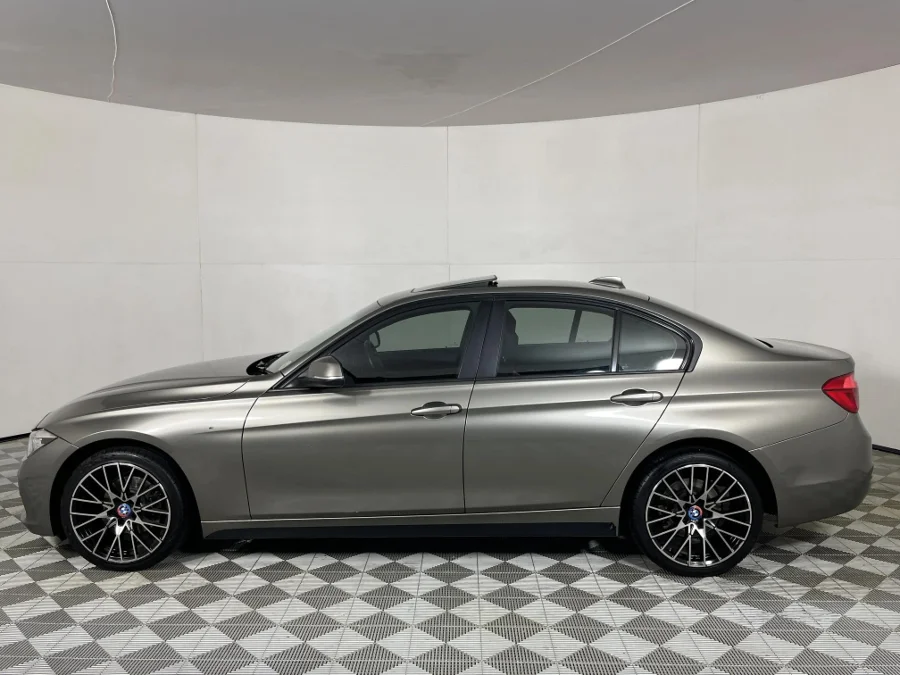 Used 2016 BMW 3 Series 318i Luxury Line auto - WeBuyCars JHB South