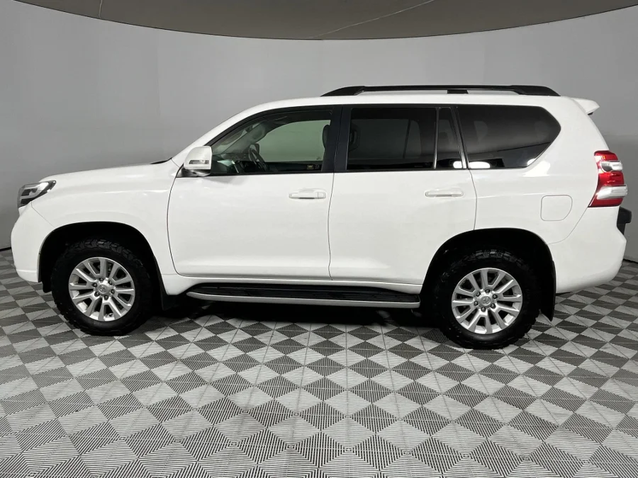 Used 2014 Toyota Land Cruiser Prado 3.0DT VX - WeBuyCars Lansdowne
