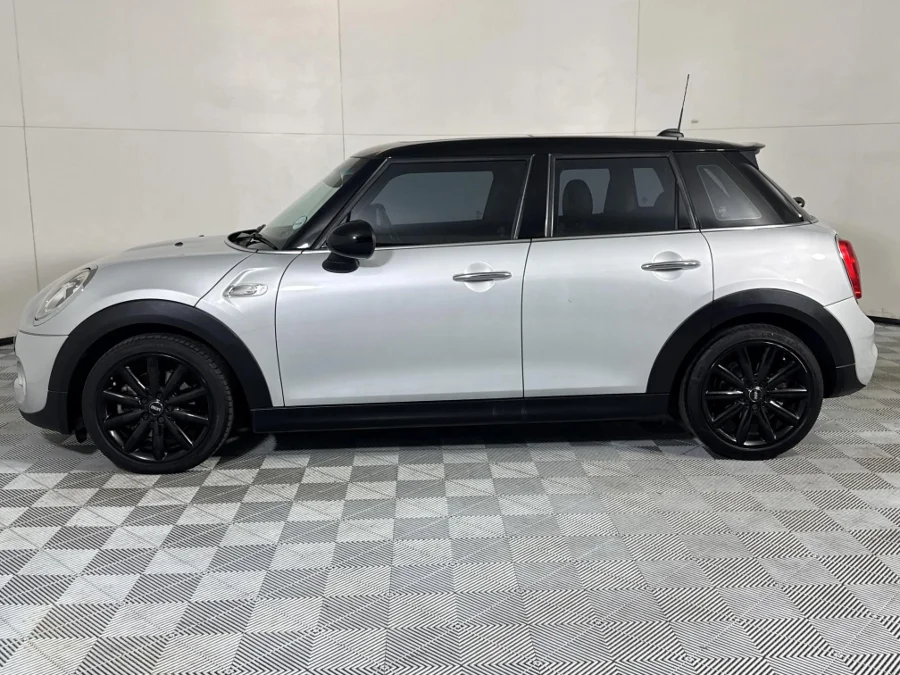 Used 2018 MINI Hatch Cooper S Hatch 5-door Shadow Edition - WeBuyCars Midstream Used 2018 MINI Hatch Cooper S Hatch 5-door Shadow Edition - WeBuyCars Midstream