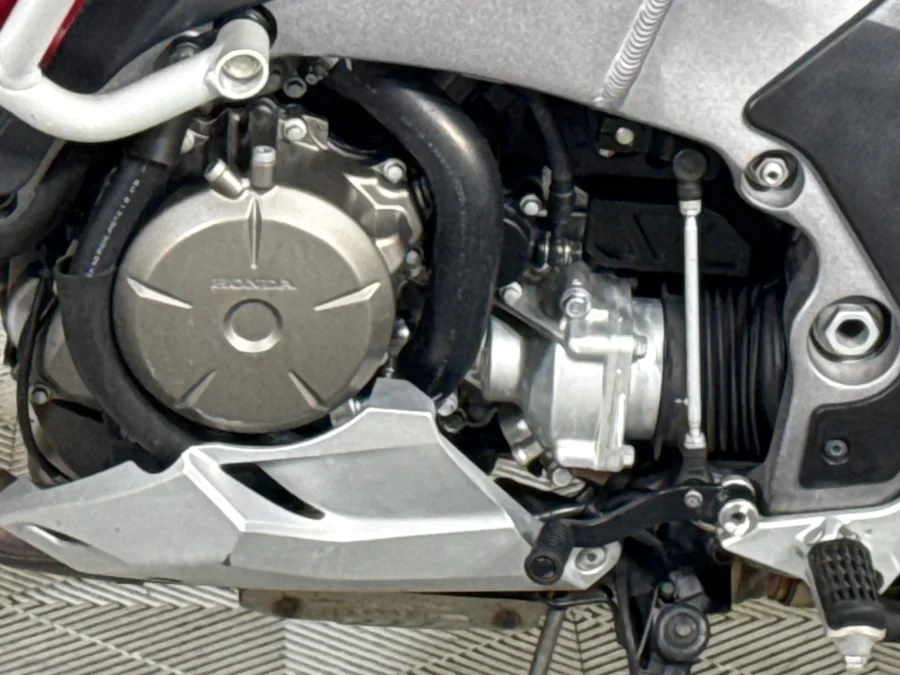 Used 2013 Honda VFR 1200 X - WeBuyCars Midstream