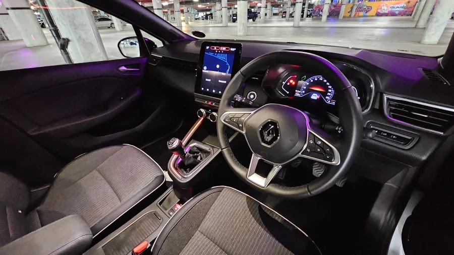 Used 2024 Renault Clio 1.0 Turbo Intens - Private Seller Used 2024 Renault Clio 1.0 Turbo Intens - Private Seller