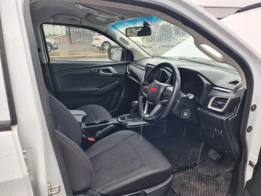 Used 2018 Toyota Hilux 2.4GD-6 double cab SRX - Carbase Auto