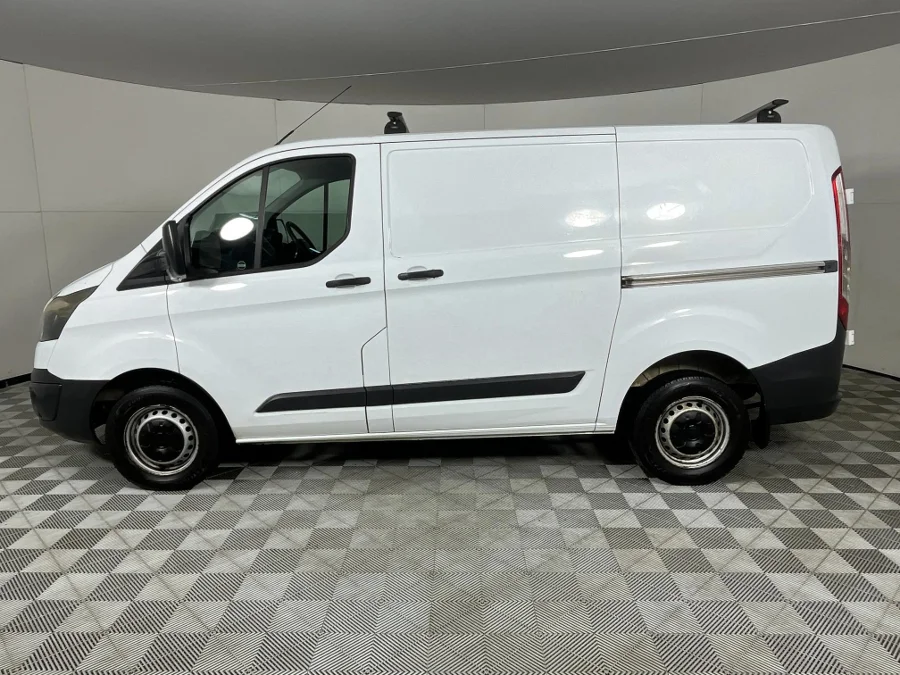 Used 2015 Ford Transit Custom panel van 2.2TDCi 92kW LWB Ambiente - WeBuycars East London