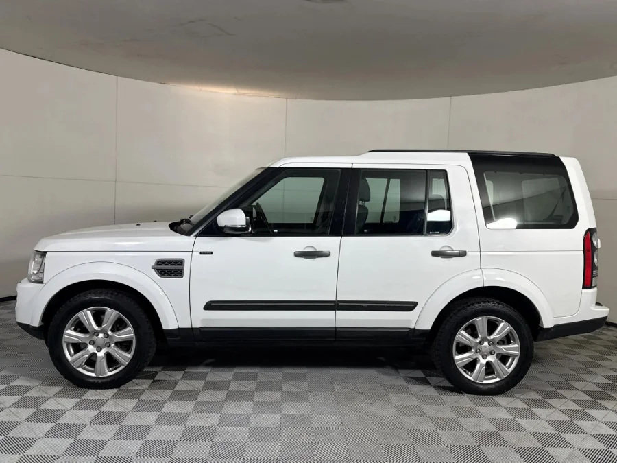 Used 2015 Land Rover Discovery SDV6 SE - WeBuyCars Midstream