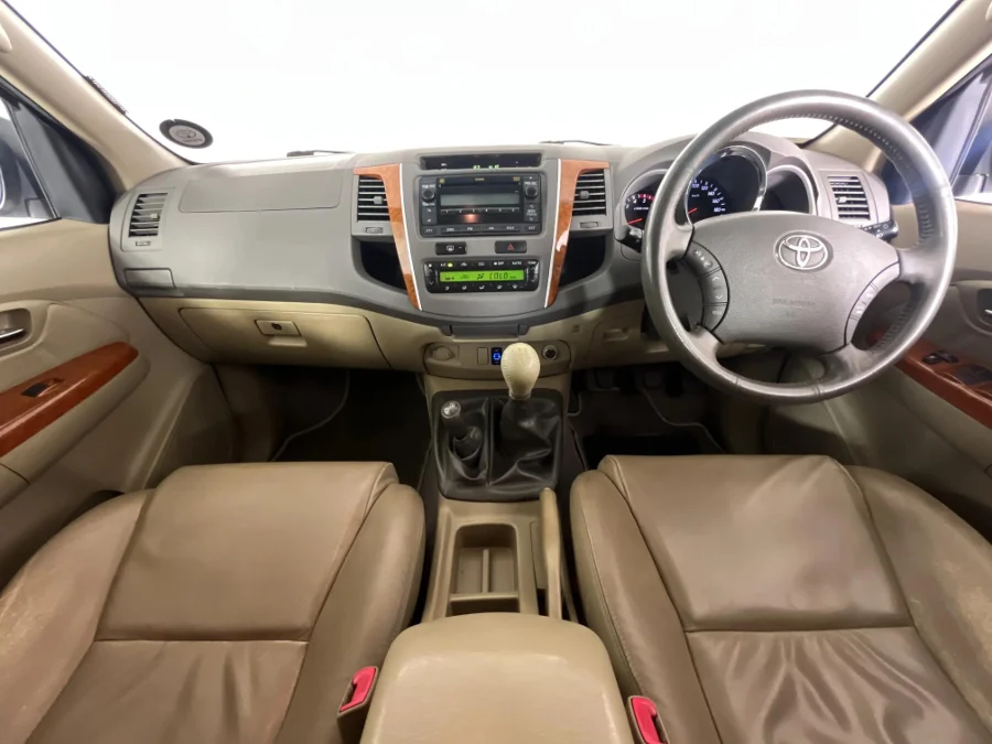 Used 2011 Toyota Fortuner 3.0D-4D 4x4 - WeBuyCars Riverhorse