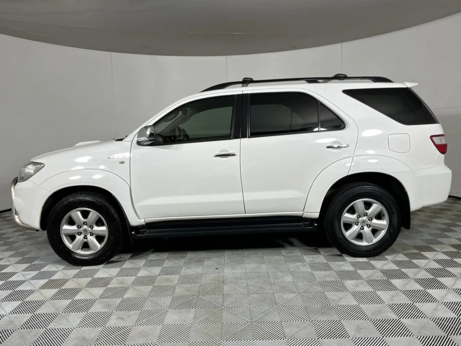 Used 2011 Toyota Fortuner 3.0D-4D 4x4 - WeBuyCars Riverhorse