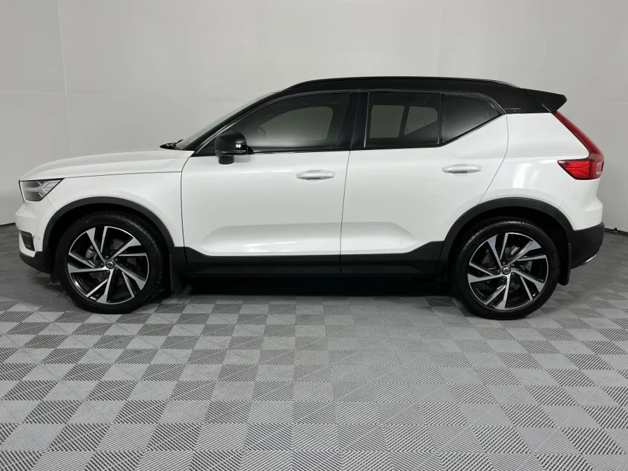Used 2019 Volvo XC40 T5 AWD R-Design - WeBuyCars Montana