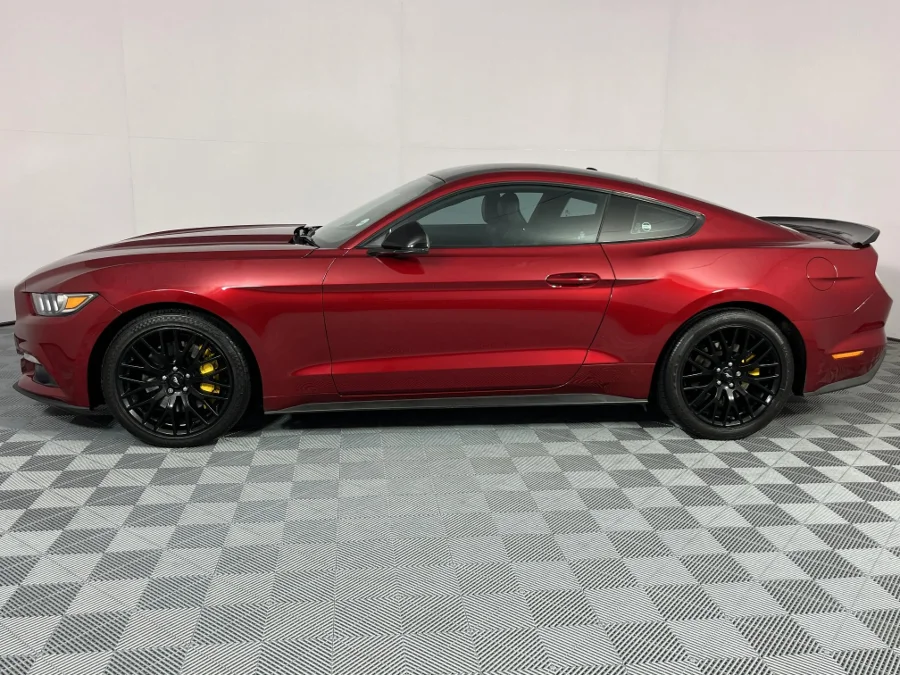 Used 2019 Ford Mustang 2.3T fastback - WeBuyCars Lansdowne